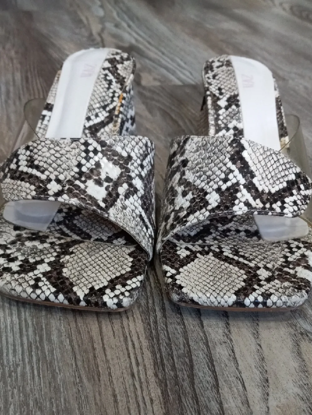 Zara Women's Snake-Print Slide Sandals in White/Brown - Picture 2 of 11